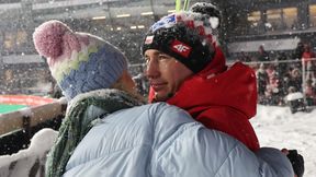 Szybko pojawiła się przy Stochu. Próbowała go pocieszyć