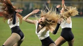 Pierwszy tegoroczny występ Cheerleaders Bełchatów na meczu GKS Bełchatów - Chrobry Głogów (galeria)