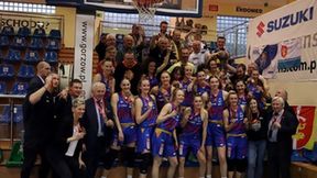 Dekoracja brązowych medalistek Energa Basket Ligi Kobiet (galeria)