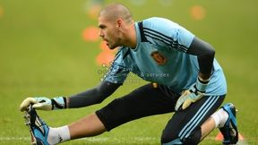 Victor Valdes już po operacji, wróci dopiero w październiku. Barca nie zostawi go na lodzie