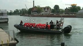 Drużyna Nawałki na... pontonach