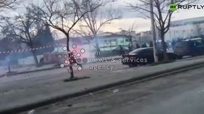 Greccy kibice starli się policją. Funkcjonariusze zostali obrzuceni racami