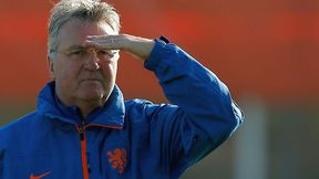 Guus Hiddink: Wciąż potrafimy strzelać sobie w stopę