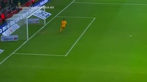 Tego gola można oglądać w nieskończoność. Jak on to zrobił?!