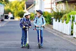 Nasze dzieci najczęściej oszczędzają kieszonkowe na sprzęt sportowy: rowery, hulajnogi. Rzadziej elektronikę. 