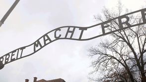 Auschwitz: podróż do piekła
