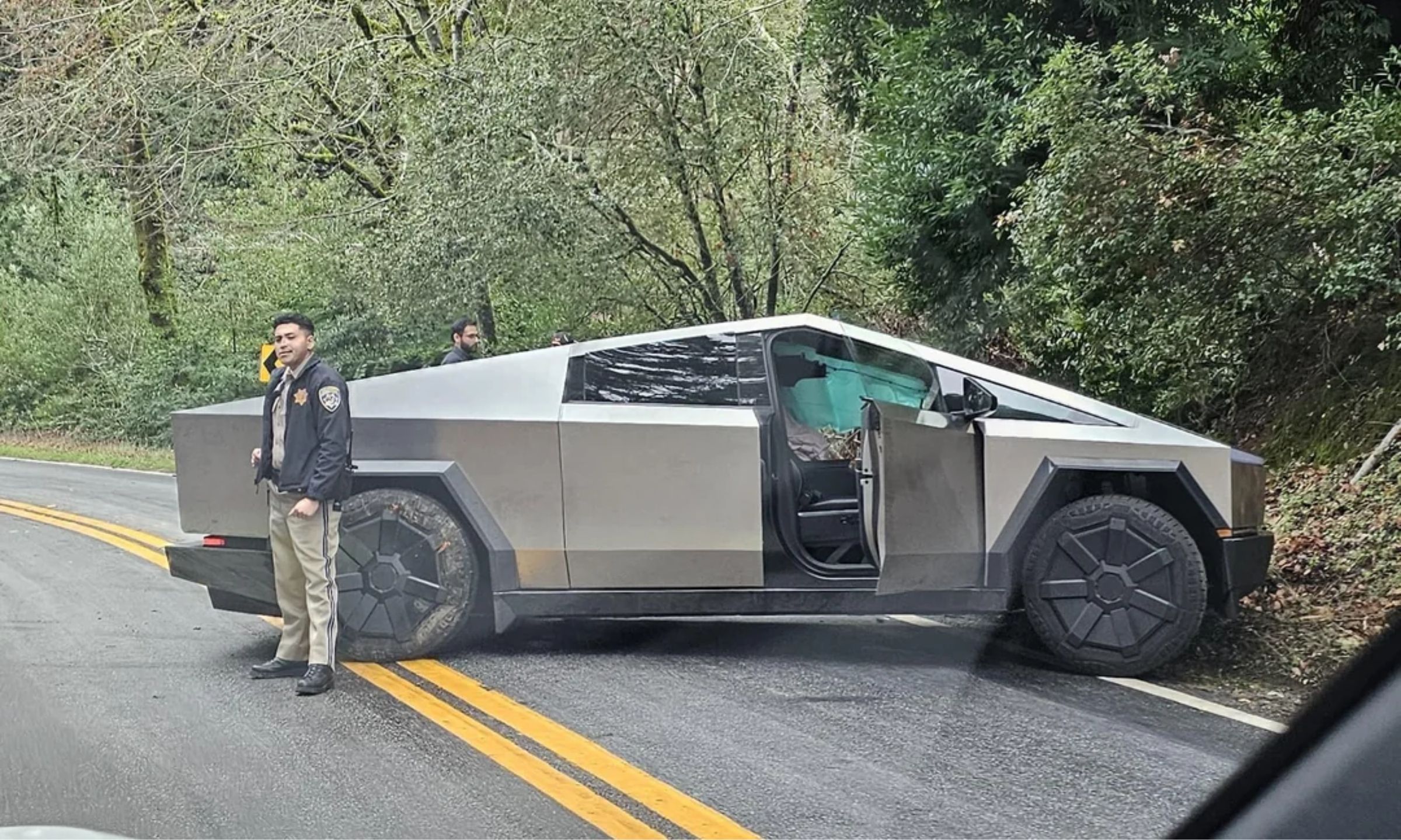 Tesla Cybertruck was involved in the first accident. Collision raises