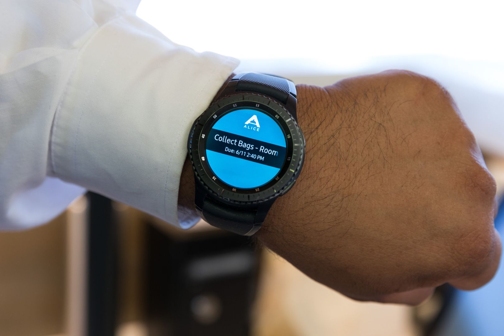 galaxy s10 active watch
