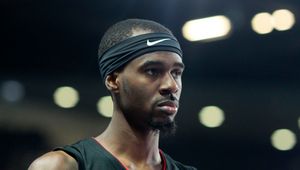 Mocny debiut Lewisa, świetny Szumert. Zastal zatrzymał Stalówkę