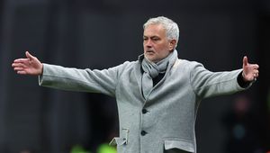 Mourinho  wietrzy spisek w UEFA? "Wydarzyły się różne rzeczy"