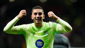 Media: Barcelona  chce nagrodzić rywala Lewandowskiego. "Zwiększenie premii i bonusów"