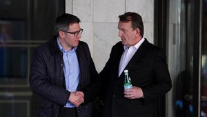 Oficjalnie: dodatkowe okno transferowe w Premier League. Co z innymi ligami?