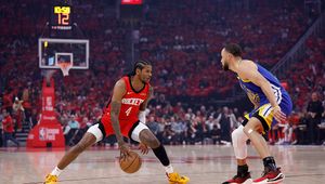 Gwiazdor NBA przechodzi do historii. Jest największą gwiazdą