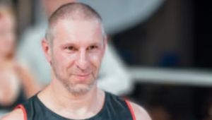 43-latek usłyszał potworną diagnozę. Ma tylko jedną opcję ratunku