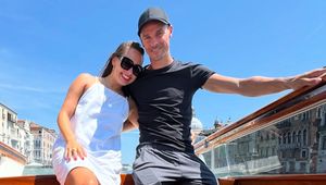 Żyła zrobił sobie krótki urlop. Zobacz, gdzie zabrał ukochaną