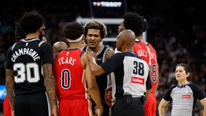 Spurs wciąż niepokonani u siebie! Solidny Sochan