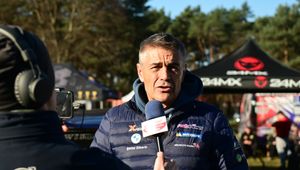 Awaria nie zatrzymała Hołowczyca. Kolejny tytuł do kolekcji