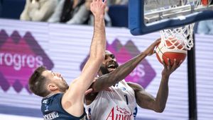 Zwycięskie otwarcie Ginzburga. Dziki nerwów napsuły jednak sporo