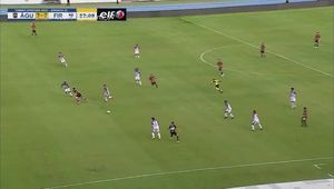 #dziejesiewsporcie: Huknął nie do obrony. Asysta piętą skradła show