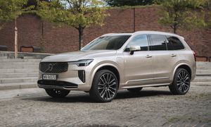 Volvo XC90 T8