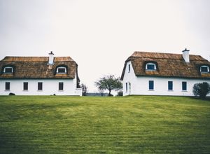 Dwa domy na jednej działce - jak zorganizować budowę dwóch domów?