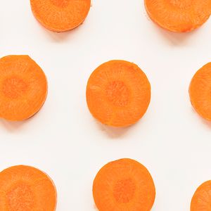 Olejek marchewkowy: działanie i kosmetyczne właściwości