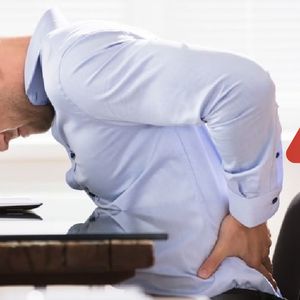 5 minut wystarczy, żeby zniwelować negatywne skutki siedzenia i pozbyć się bólu pleców