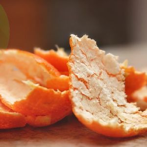 5 sposobów na wykorzystanie skórki z pomarańczy, które wyjdą Ci na zdrowie