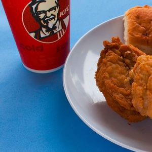 Skąd KFC bierze mięso? Możesz nie być zachwycony tą informacją