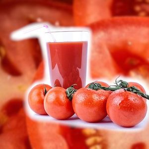 Przepis na zdrowotny, antyrakowy sok z pomidorów. Jego właściwości są nieocenione!