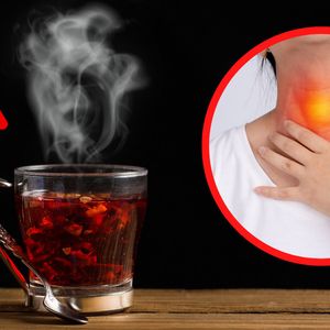 Lekarze ostrzegają, częste picie gorącej herbaty może być śmiertelnie niebezpieczne