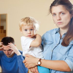 10 poważnych błędów popełnionych przez rodziców, które rujnują życie dziecku