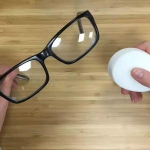 triki z okularami