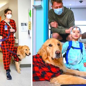 Grupa psiaków w bożonarodzeniowych piżamach odwiedziła chore dzieci w szpitalu