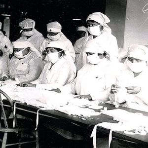 Podły eksperyment, który przeprowadzono na więźniach podczas pandemii grypy hiszpanki
