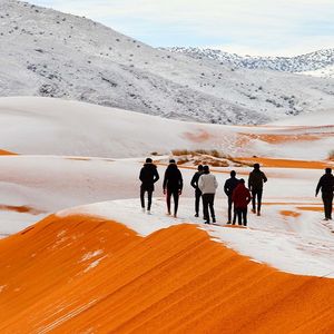 Opady śniegu ponownie zaskoczyły na Saharze. Czy zjawisko pogodowe w regionie jest częste?