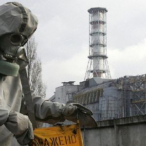 Rosjanie wycofują się z Czarnobyla. Wielu z nich wykazuje objawy choroby popromiennej