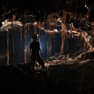 „Drobnoustrojowa ciemna materia” odkryta w jaskiniach lawowych na Hawajach