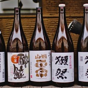 Viva Sake! Japonia ogłosiła konkurs, który zachęca młodych ludzi do spożywania alkoholu