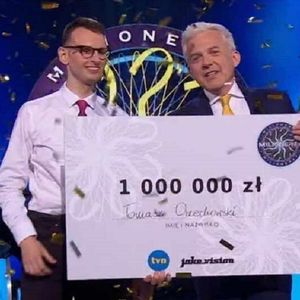 O Polaku, który „zawodowo” gra w teleturniejach. Kim właściwie jest Tomasz Orzechowski?