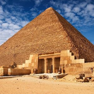 Dzięki wycieczce 3D możesz zwiedzić wnętrze Wielkiej Piramidy w Gizie