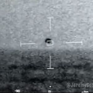 Na nagraniu uchwycono niezidentyfikowany obiekt latający, który pobudził wyobraźnię łowców UFO