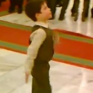 Film, w którym 7-letni chłopczyk pokazał, jak się powinno bawić na weselu. Co za zdolniacha!
