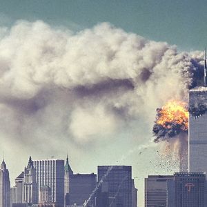 Teorie spiskowe dotyczące zamachów z 11. września. Niektórzy winią za nie amerykański rząd