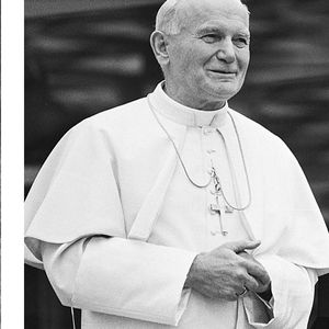 Jan Paweł II niewiele mówił o swojej wielkiej miłości. Porzucił ją na rzecz kapłaństwa