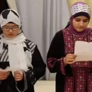 Szokujące nagranie wyciekło do sieci. Muzułmańskie dzieci mówią o odcinaniu głów wrogom
