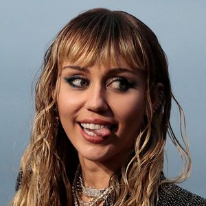Miley rozstała się z Liamem. Media donoszą, że ma romans ze swoją koleżanką