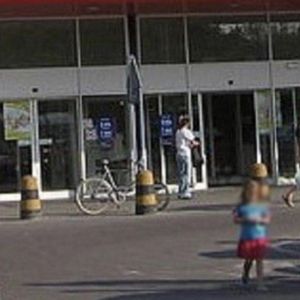 Popularny supermarket zamyka sklepy w całej Polsce. Powodem są niehandlowe niedziele