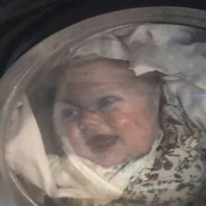 Dziecko znalazło się w pralce