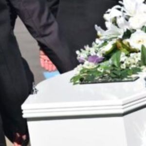 pogrzeb chłopca zagryzionego przez psa